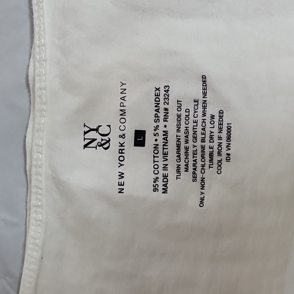 NY&C Tank top bundle of 2 white and navy. - Picture 3 of 3